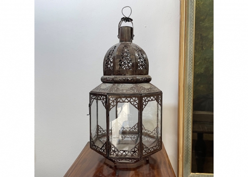 פנס תליה גדול בסגנון עתיק עשוי מתכת וזכוכית (Lantern)