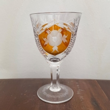 גביע קריסטל ענבר בודד
