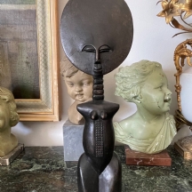 בובת פריון של אנשי האשנטי (Ashanti) מגאנה (Ghana), הנקראת גם: 'אקואבה'