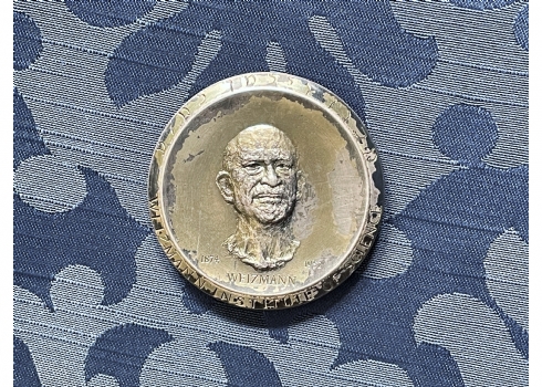 מדליה עשויה מתכת מצופה כסף, עם דמותו של חיים ויצמן 1874-1952