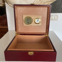יומידור Humidor