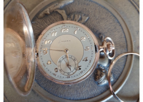 שעון כיס ישן עשוי זהב 14 קארט מתוצרת: 'Moeris', חתום