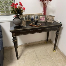 שולחן משחקים / שולחן קלפים אנגלי עתיק יפה ואיכותי מתקופת סגנון התנועה האסתטית