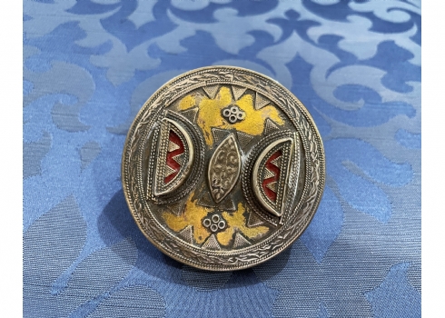 טבעת טורקמנית ישנה, עשויה מתכת וכסף נמוך