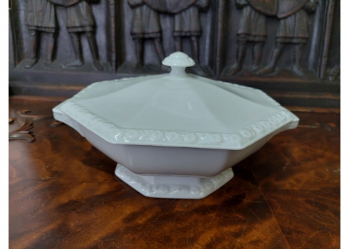 כלי פורצלן גרמני ישן (מתומן) מתוצרת: 'רוזנטל' (Rosenthal), דגם 'מריה', חתום