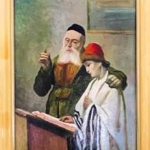 'נער יהודי עולה לתורה' - ציור ישן, שמן על בד מוצמד לקרטון, חתימה שחוקה ולא קריאה