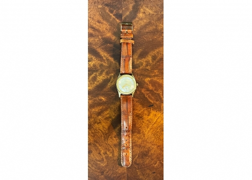 שעון יד שוויצרי ישן לגבר מתוצרת חברת: 'Alanbury ', במצב עבודה תקין, מתכת מצופה