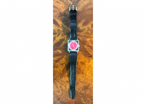 שעון יד שוויצרי ישן לגבר מתוצרת חברת: 'Gruen', במצב עבודה תקין, מתכת, רצועת עור