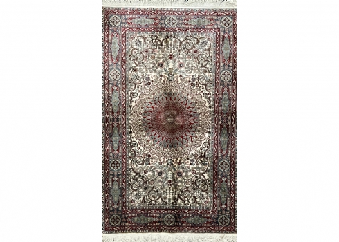 שטיח משי סיני בסגנון פרסי,