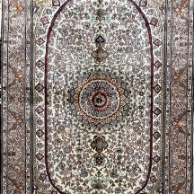 שטיח משי סיני בסגנון פרסי