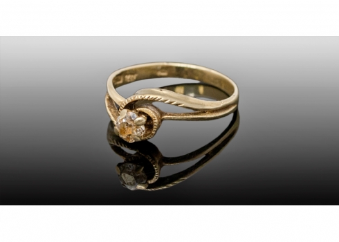 טבעת ארט נובו עתיקה עשויה זהב צהוב 14 קארט