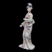 פסלון סיני ישן מחרסינה