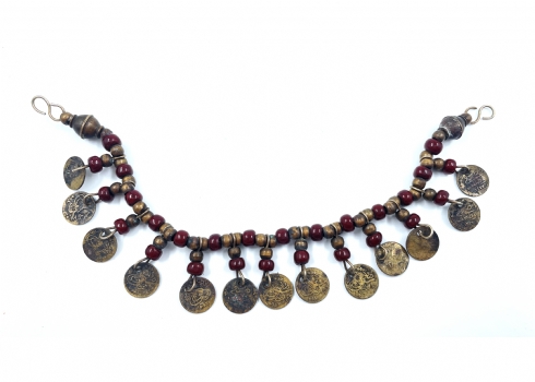 צמיד רגל טורקי עתיק (עות'מאנית), שזור ספייסרים בגוון בורדו יין ומטבעות נחושת