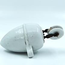 משקולת משיכה (גלגלת) עתיקה למנורת תקרה עתיקה (Ceramic Lamp Pulley Weight)
