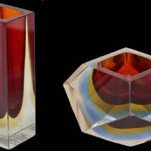 זוג כלים דוקרטיבים עשויים זכוכית צ'כית