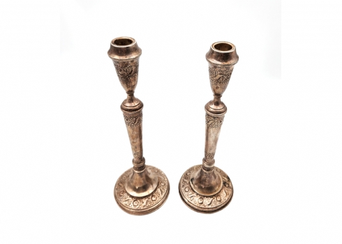 זוג פמוטי כסף ישראלים, עשויים כסף 'סטרלינג' (925), חתומים, משקל כולל: 349 גרם