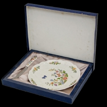 סט אנגלי של צלחת וסכין לגבינות