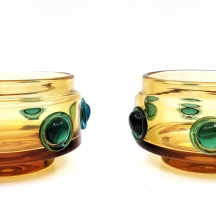זוג כלי זכוכית סטודיו מתוצרת: 'Chribska Glassworks' עיצוב Josef Hospodka