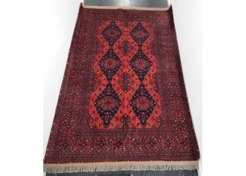 שטיח פרסי ישן, בגווני אדום, גדול ויפה, צמר על כותנה