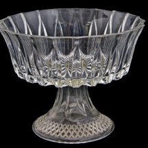 קערת הגשה עשויה זכוכית קוטר: 20 סמ'.