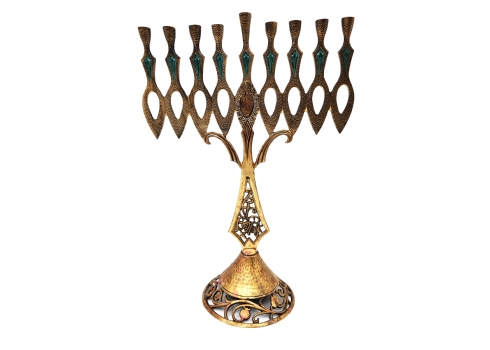 חנוכייה ישנה עשויה פליז