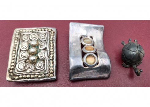 לוט של 3 סיכות ישנות עשויות כסף 'סטרלינג' (925), חתומות