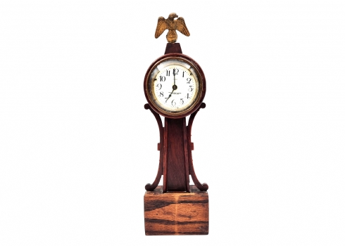 שעון ישן עשוי עץ בסגנון פדרלי (Federal style) אמריקאי עתיק, לא נבדק מצב עבודה