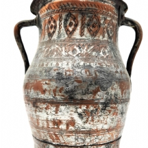 כלי פרסי עתיק בן כמאה שנה עשוי נחושת ושאריות ציפוי בדיל, מעוטר בעבודת יד