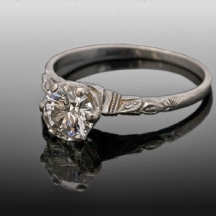 טבעת סוליטר עתיקה עשויה זהב לבן 18 קארט