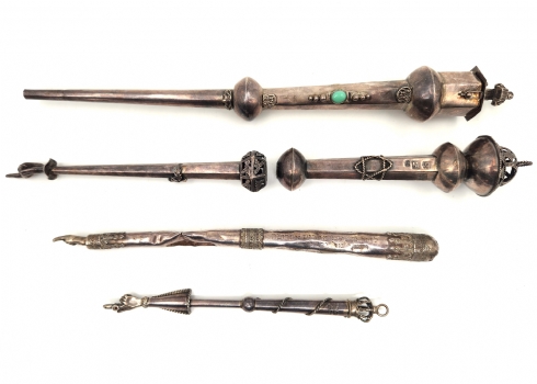 לוט של 4 אצבעות כסף לספר תורה (שלוש מהן פגומות - מצולם)