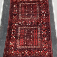 שטיח ישן עבודת יד, מידות: 145X246 ס"מ.