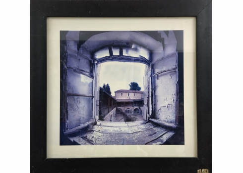 יובל יאירי (Yuval Yairi) - 'Window View', צילום במהדורה מוגבלת, חתום בגב היצירה