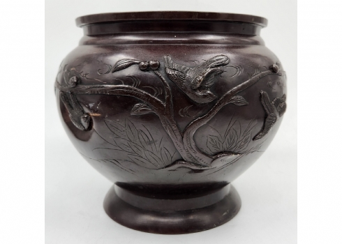עציץ ברונזה יפני עתיק מתקופת 'מייג'י' (Meiji Period)