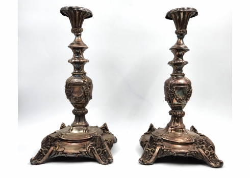 זוג פמוטים פולנים (וורשאיים) עתיקים, מתוצרת: 'M. Jarra, Warsaw'