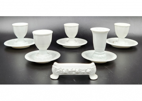 לוט של 8 פרטי פורצלן גרמנים מתוצרת: 'רוזנטל' (Rosenthal), דגם 'מריה' לבן