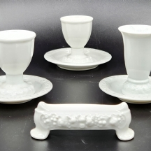 לוט של 8 פרטי פורצלן גרמנים מתוצרת: 'רוזנטל' (Rosenthal), דגם 'מריה' לבן