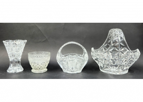 לוט של 4 כלי קריסטל וזכוכית