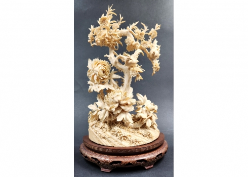 לאספנים ולמביני דבר - קישוט סיני שולחני עתיק בן כמאה שנה עשוי חומר לבן יוקרתי