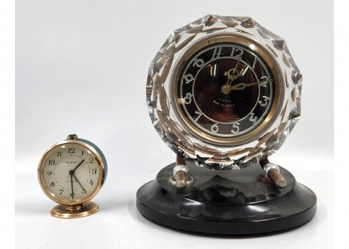 לוט של 2 שעונים שולחניים ישנים שונים, תוצרת סובייטית