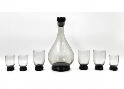 סט ליקר וינטג', הכולל דקנטר ו- 3 כוסות גדולות ועןד 3 כוסות קטנות, עשויים זכוכית