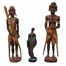 לוט של שלושה פסלים אפריקאים ישנים