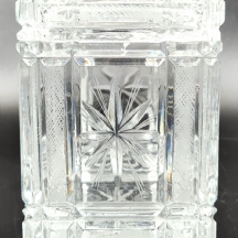 קופסת קריסטל שולחנית ומכסה תואם