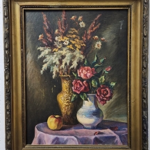 "טבע דומם עם 2 אגרטלי פרחים ותפוח עץ" - ציור ישן,