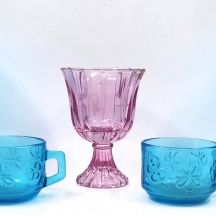 לוט של 5 כלי זכוכית ישנים שונים