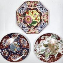 לוט של 3 צלחות פורצלן דקורטיביות