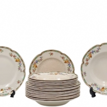 סט של 18 צלחות פורצלן אנגליות