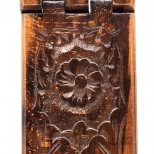 מעמד ישן לספר (מתקפל), עשוי עץ מגולף בעבודת יד