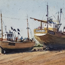 Sidney Cardew (צייר בריטי, 1931-2017) - 'סירות דייגים על החוף, אקוורל על נייר