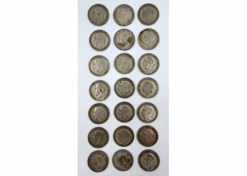 לאספני מטבעות - לוט של 21 מטבעות כסף אנגלים