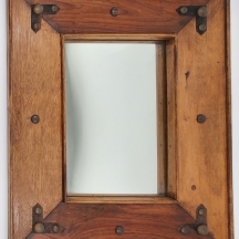 מראה ישנה דקורטיבית, בסגנון עתיק